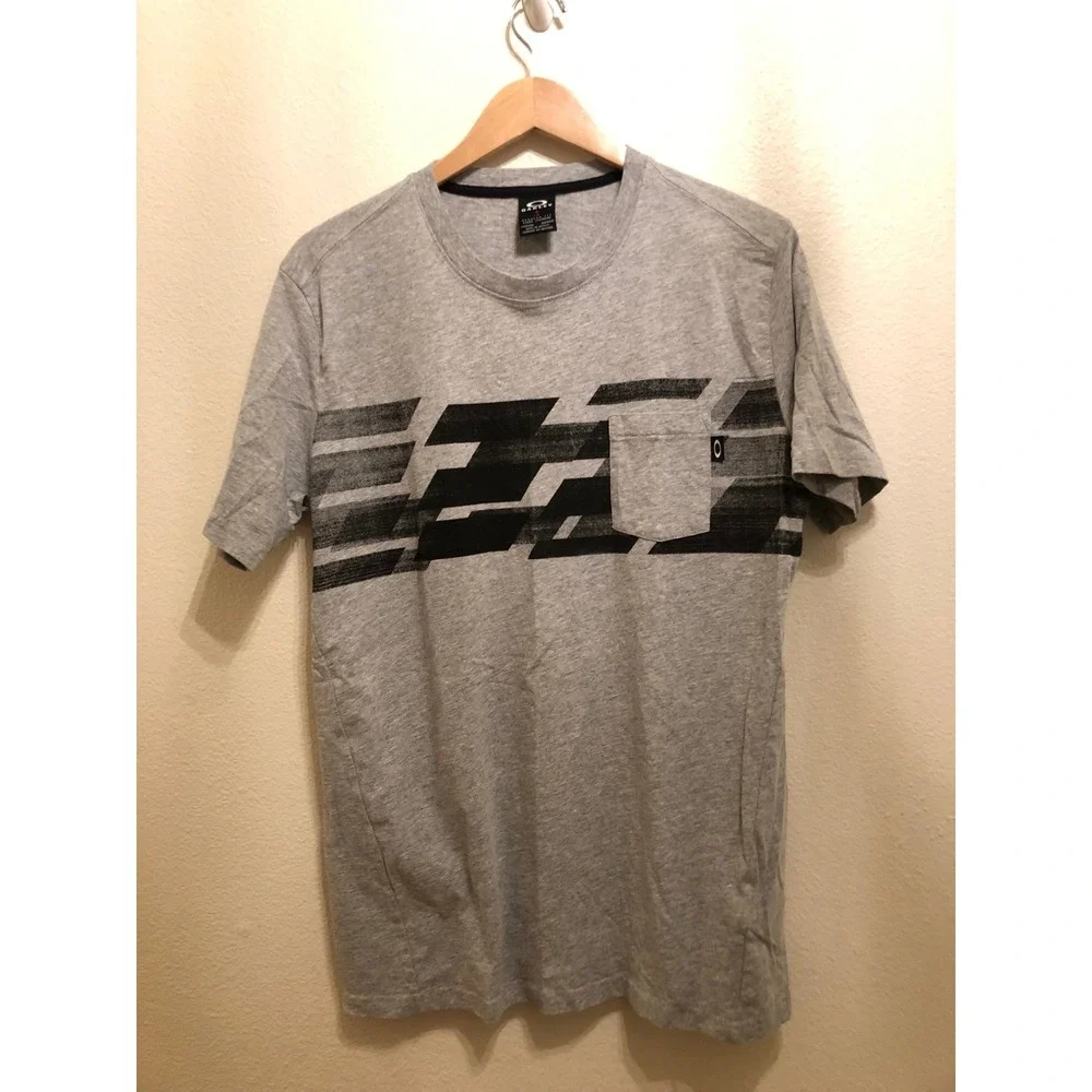 Oakley‎ Mens Pocket T-Shirt Gray Black Graphic Print Regular Fit Large L/G